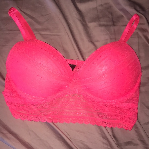NWOT Lightly padded pink bra - Picture 2 of 4